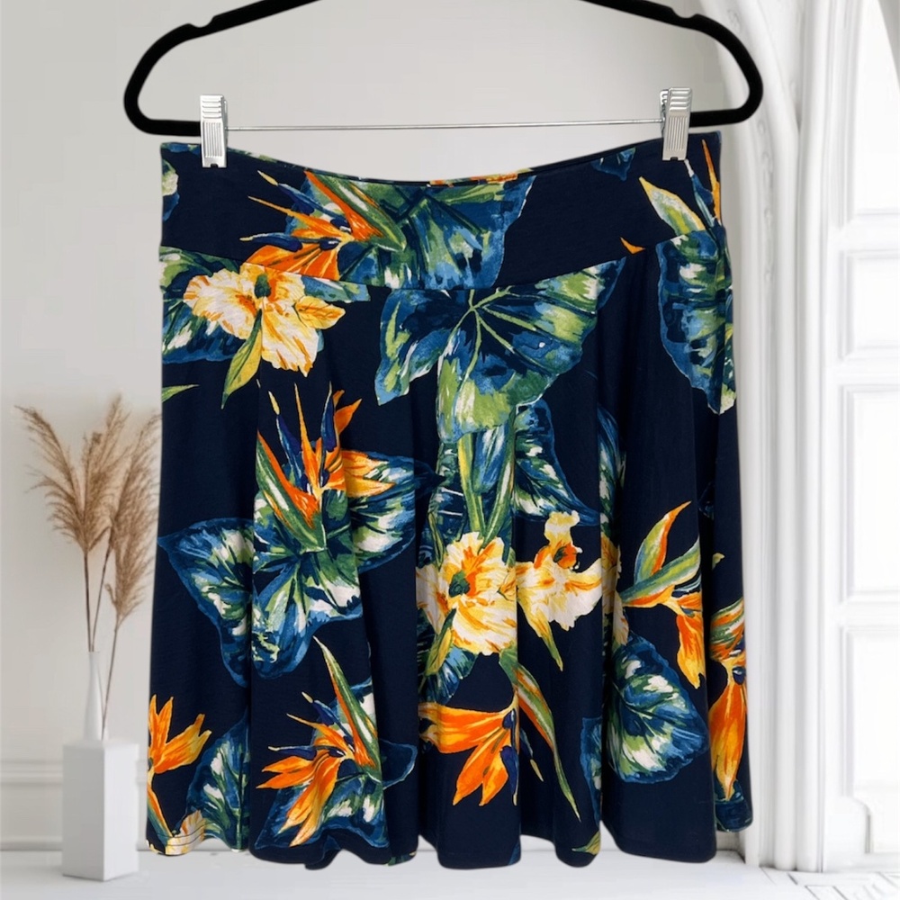 NWT Chaps Drop Waist Skirt (M) knee length